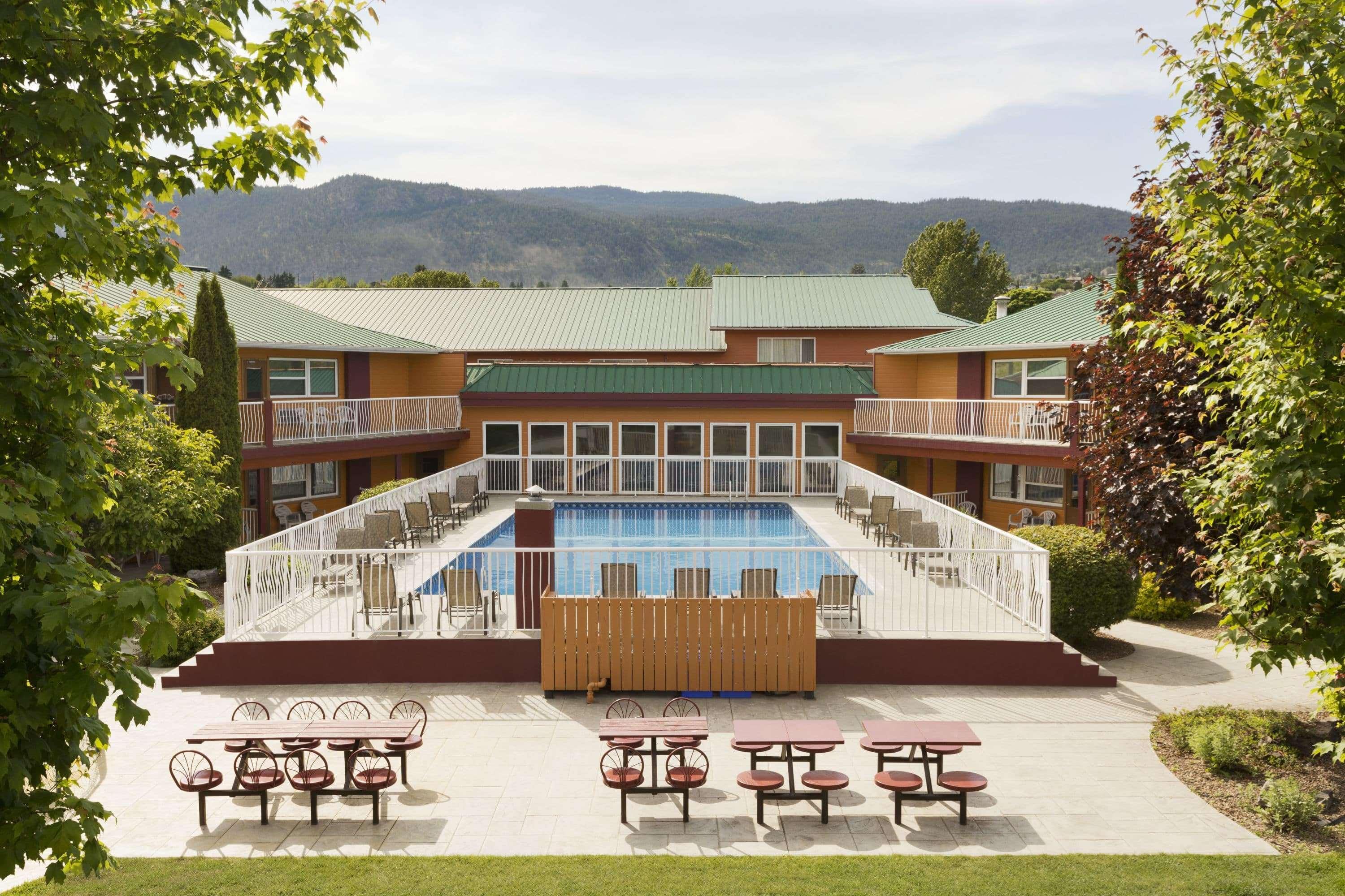 Days Inn By Wyndham Penticton Conference Centre Exteriör bild