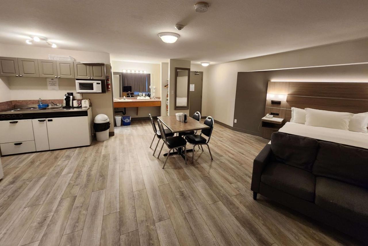 Days Inn By Wyndham Penticton Conference Centre Exteriör bild